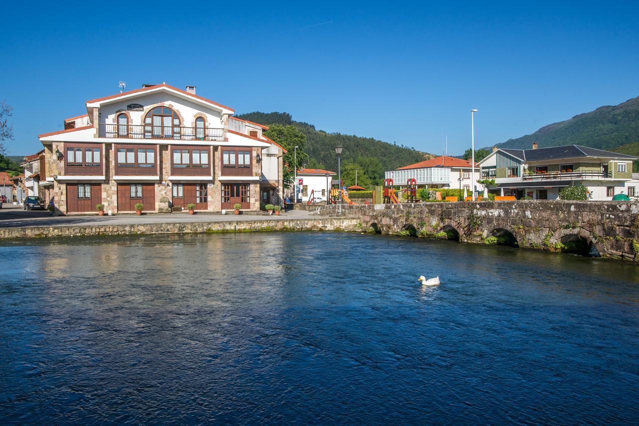 La Fuentona De Ruente Hotel Exterior photo